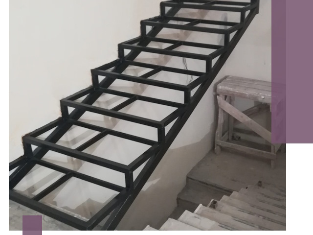 Демонтаж лестниц на металлокаркасе в Новоуральске: быстрый вывоз и разбор