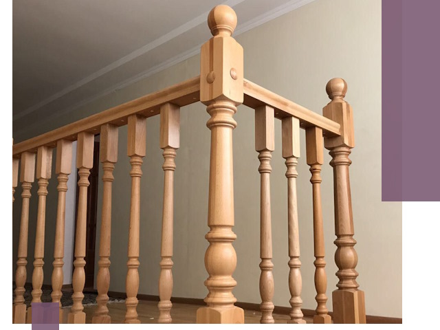 Деревянные перила на заказ в Новоуральске: монтаж и изготовление