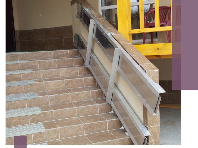 Откидные пандусы под ключ в Новоуральске — монтаж и демонтаж