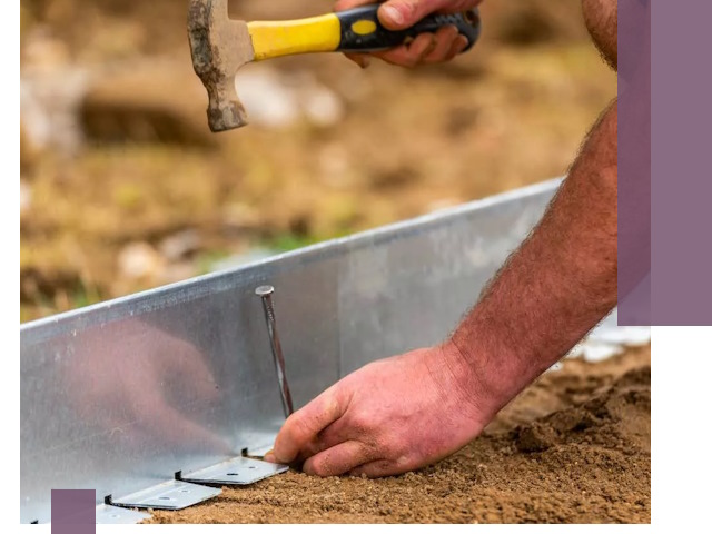 Монтаж металлических бордюров в Новоуральске быстро и качественно