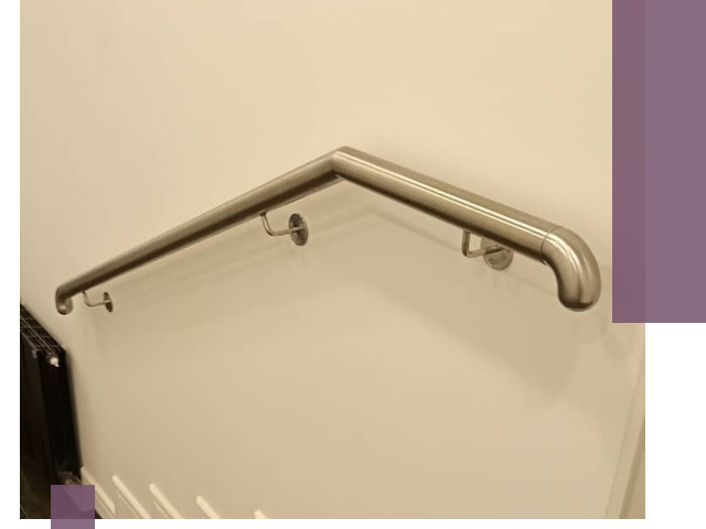 Изготовление пристенных поручней в Новоуральске под ключ за сроки